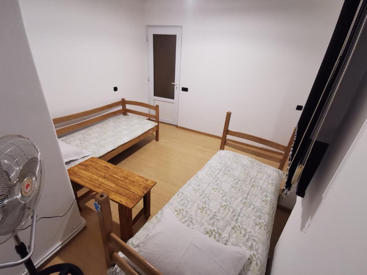 4 Friends Hostel Jerevan Eksteriør billede