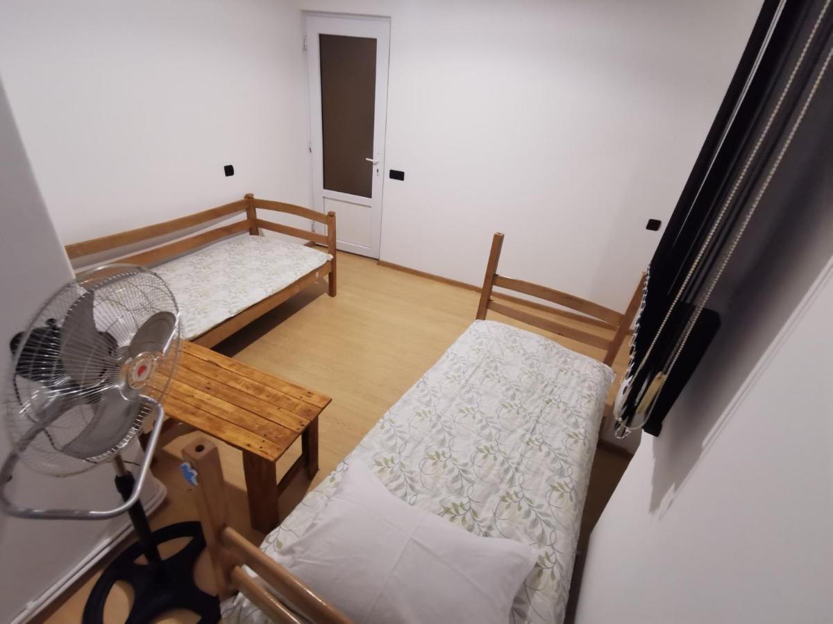 4 Friends Hostel Jerevan Eksteriør billede
