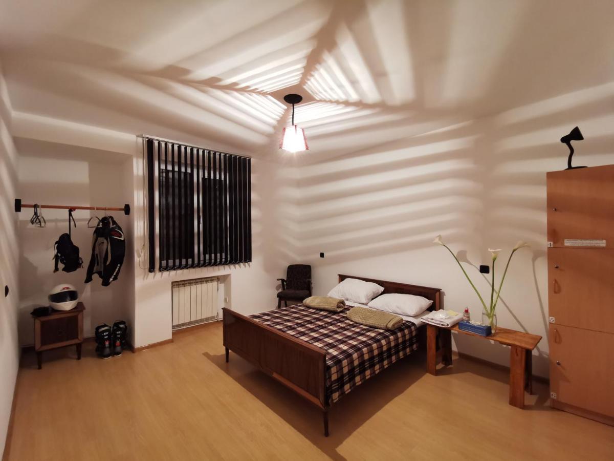 4 Friends Hostel Jerevan Eksteriør billede