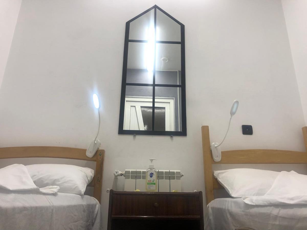 4 Friends Hostel Jerevan Eksteriør billede