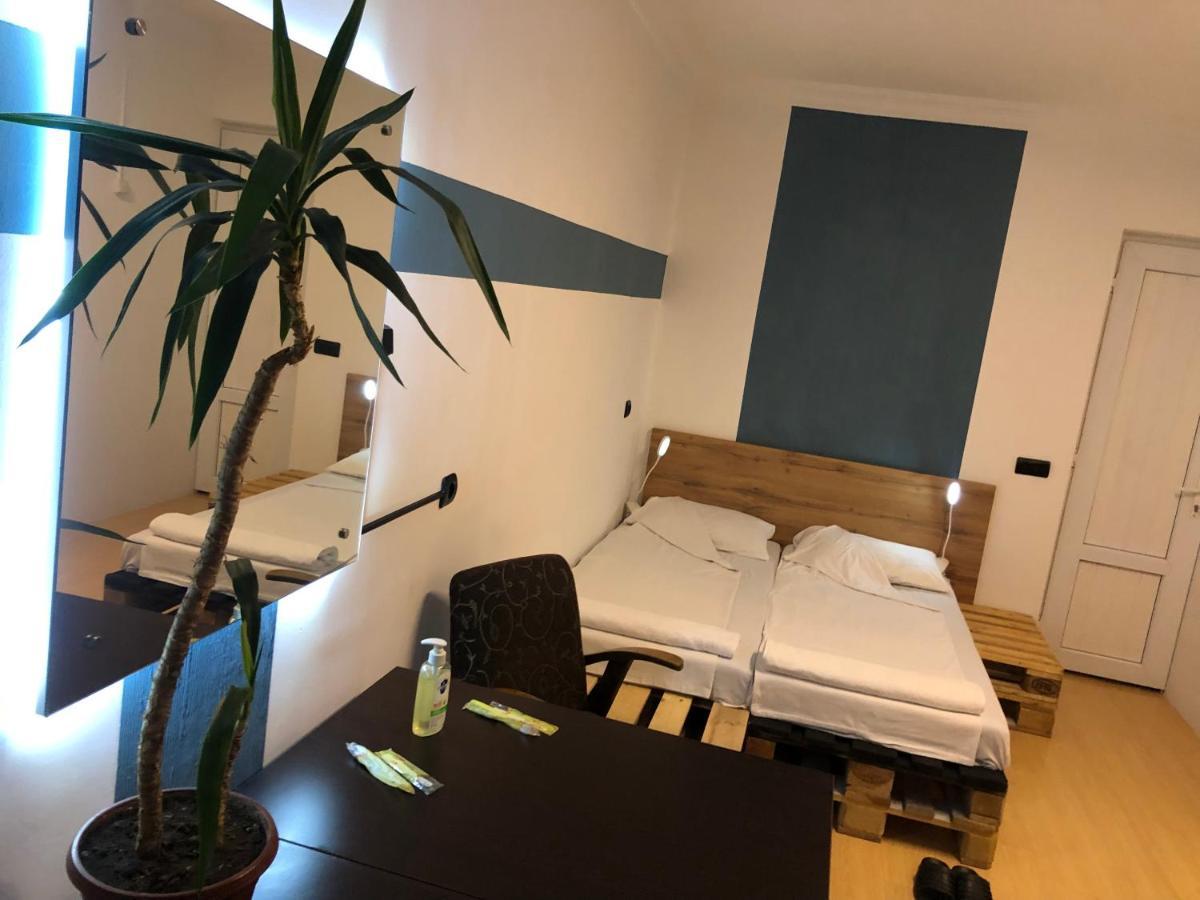 4 Friends Hostel Jerevan Eksteriør billede